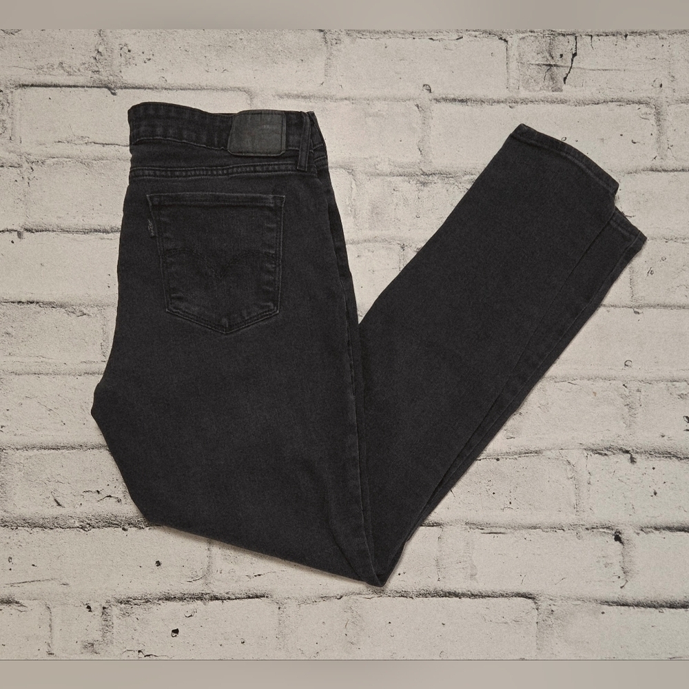 Levi’s 711 Skinny Jeans Black Denim Women’s Size 31 Mid Rise Stretch